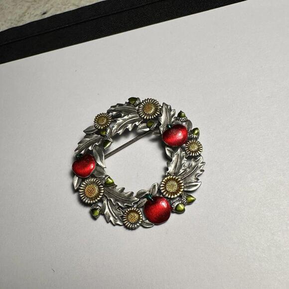 Signed JJ Red Apple & Sunflower Wreath Brooch Pin Pewter Tone Jonette Jewelry - Picture 8 of 10